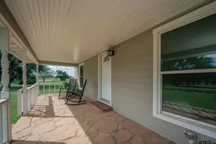 1901 Byrd Rd, Jacksonville, TX 75766 - Photo 2