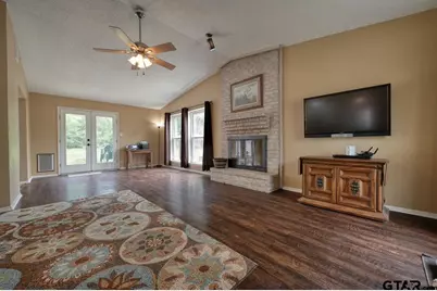 531 Dogwood Ln, Hideaway, TX 75771 - Photo 4