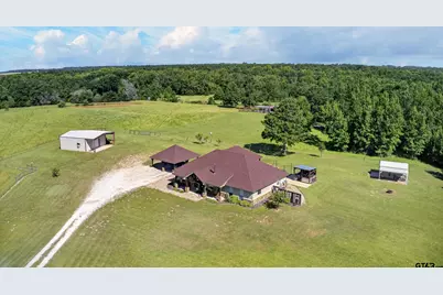 150 Pr 6421, Palestine, TX 75803 - Photo 4