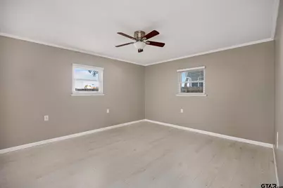 291 E Main, Van, TX 75790 - Photo 24