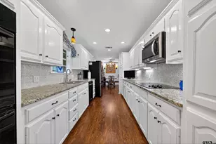 13326 County Rd 2278, Tyler, TX 75707 - Photo 10