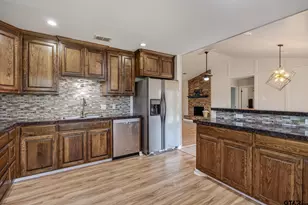 409 Shelly Dr, Whitehouse, TX 75791 - Photo 10
