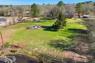 1409 Bassett Rd, Palestine, TX 75803 - Photo 26