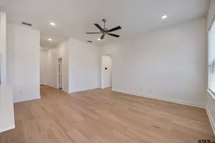 3007 Dogwood Park Ln, Tyler, TX 75707 - Photo 8