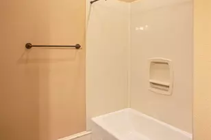 6805 Castle Pines Ct, Tyler, TX 75703 - Photo 20