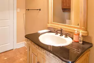 6805 Castle Pines Ct, Tyler, TX 75703 - Photo 34