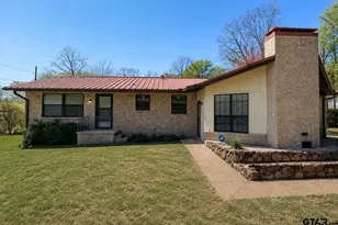 109 Maxine, Mineola, TX 75773 - Photo 1