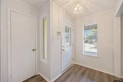 504 Woodland Hills Dr, Tyler, TX 75701 - Photo 6