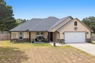323 Eastdale Ln, Bullard, TX 75757 - Photo 2