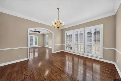504 Hyde Park Dr, Tyler, TX 75701 - Photo 6
