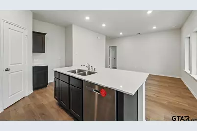 1913 Freeman Street, Tyler, TX 75704 - Photo 8