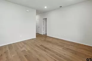 1913 Freeman St, Tyler, TX 75704 - Photo 14