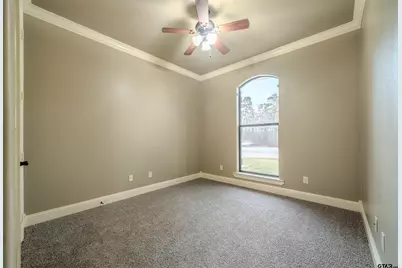 2114 W Hawkins Pkwy, Longview, TX 75605 - Photo 14