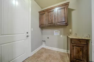 2114 W Hawkins Pkwy, Longview, TX 75605 - Photo 20