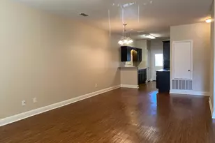 319/321 Princess Pl, Tyler, TX 75704 - Photo 2