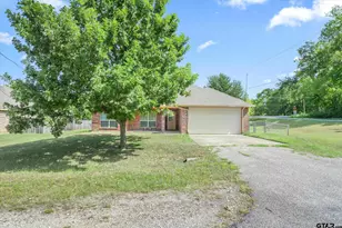 400 Bent Creek, Grand Saline, TX 75140 - Photo 2