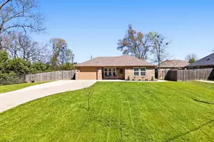 213 Freeman St, Lindale, TX 75771 - Photo 1