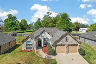 16542 Milwood Place, Tyler, TX 75703 - Photo 2