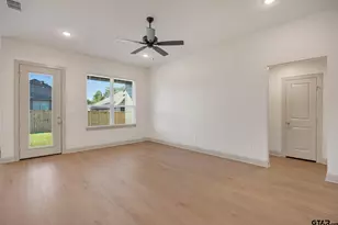 2286 Dogwood Pk Blvd, Tyler, TX 75707 - Photo 6