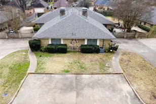 113 & 115 E Heritage Dr, Tyler, TX 75703 - Photo 2