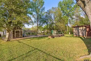 803 W Noble, Troup, TX 75789 - Photo 22