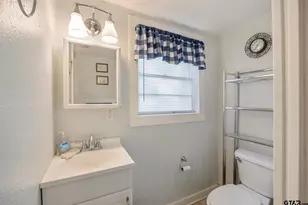 803 W Noble, Troup, TX 75789 - Photo 18