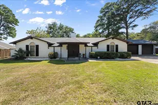 2002 W Lake Dr, Gladewater, TX 75647 - Photo 2