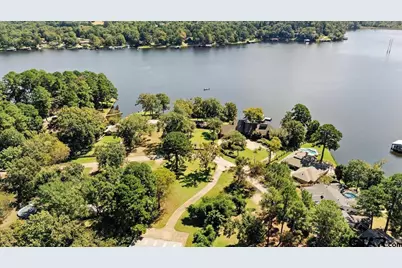 2002 W Lake Dr, Gladewater, TX 75647 - Photo 46