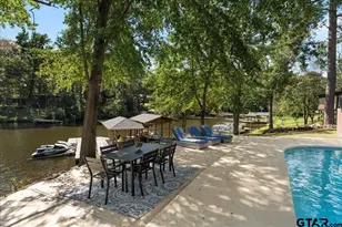 2002 W Lake Dr, Gladewater, TX 75647 - Photo 8