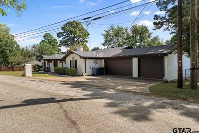 2002 W Lake Dr, Gladewater, TX 75647 - Photo 4