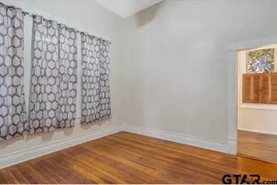 1419 N Sycamore St, Palestine, TX 75801 - Photo 22