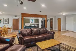 210 Pat Dr, Mineola, TX 75773 - Photo 8