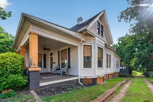 408 S Sycamore St, Palestine, TX 75801 - Photo 2