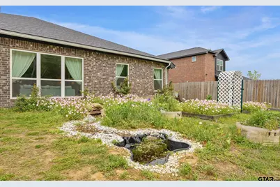 16030 Crossing Circle, Lindale, TX 75771 - Photo 26