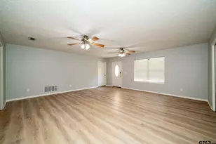 115 Tiffany St, Longview, TX 75605 - Photo 30