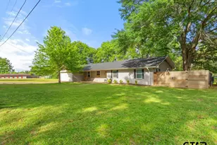 709 N Georgia St, Lindale, TX 75771 - Photo 4