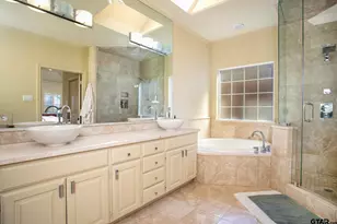 1418 Hollytree Pl, Tyler, TX 75703 - Photo 24