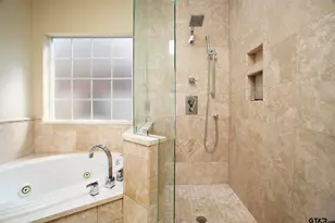 1418 Hollytree Pl, Tyler, TX 75703 - Photo 26