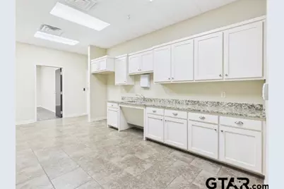 520 N Main, Lindale, TX 75771 - Photo 12