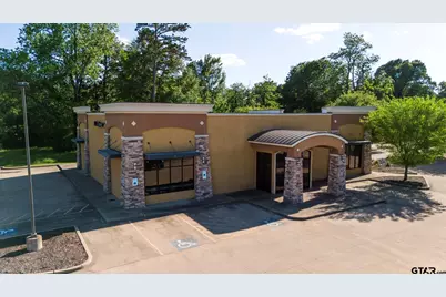 520 N Main, Lindale, TX 75771 - Photo 2