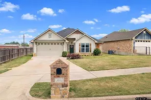 2802 Valley View St, Tyler, TX 75701 - Photo 1