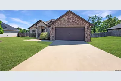 344 Duke Pl, Tyler, TX 75704 - Photo 2