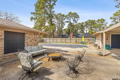 1302 W Sabine St., Carthage, TX 75633 - Photo 32