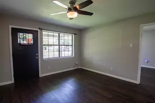 544 Cherry St, Chandler, TX 75758 - Photo 2