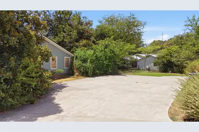 1009 N Pacific, Mineola, TX 75773 - Photo 34