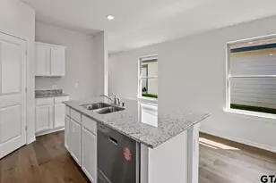 1643 Blaire Dr, Tyler, TX 75704 - Photo 6