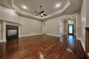 205 Heritage Ct, Lindale, TX 75771 - Photo 16