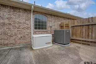 205 Heritage Ct, Lindale, TX 75771 - Photo 38