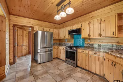 21184 County Road 2162, Troup, TX 75789 - Photo 6