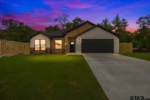 16226 Crossing Cir, Lindale, TX 75771 - Photo 46